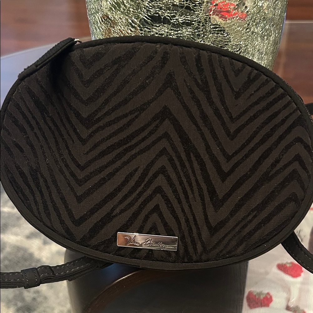 Vera Bradley Black Zebra Pattern small hand bag with long strap - Picture 1 of 5